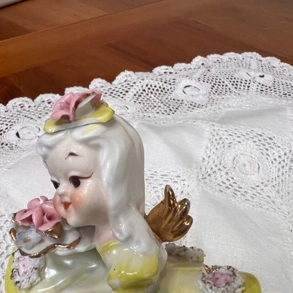 Vintage Lefton China Figurine, Lefton SATURDAYS CHILD DOLL, Birthday Doll Gift - Picture 6 of 10